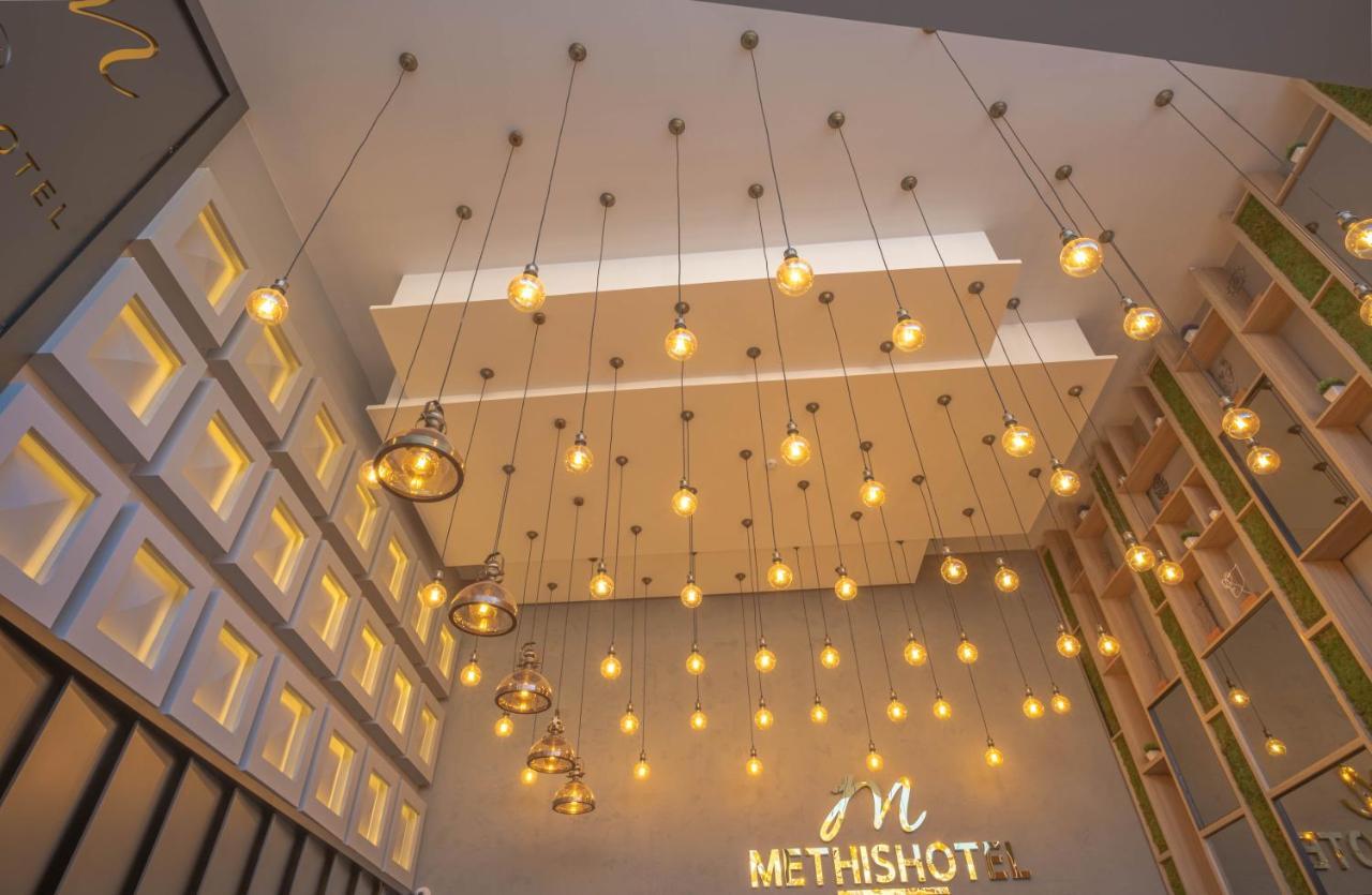 Methishotel Karsiyaka  Exterior foto