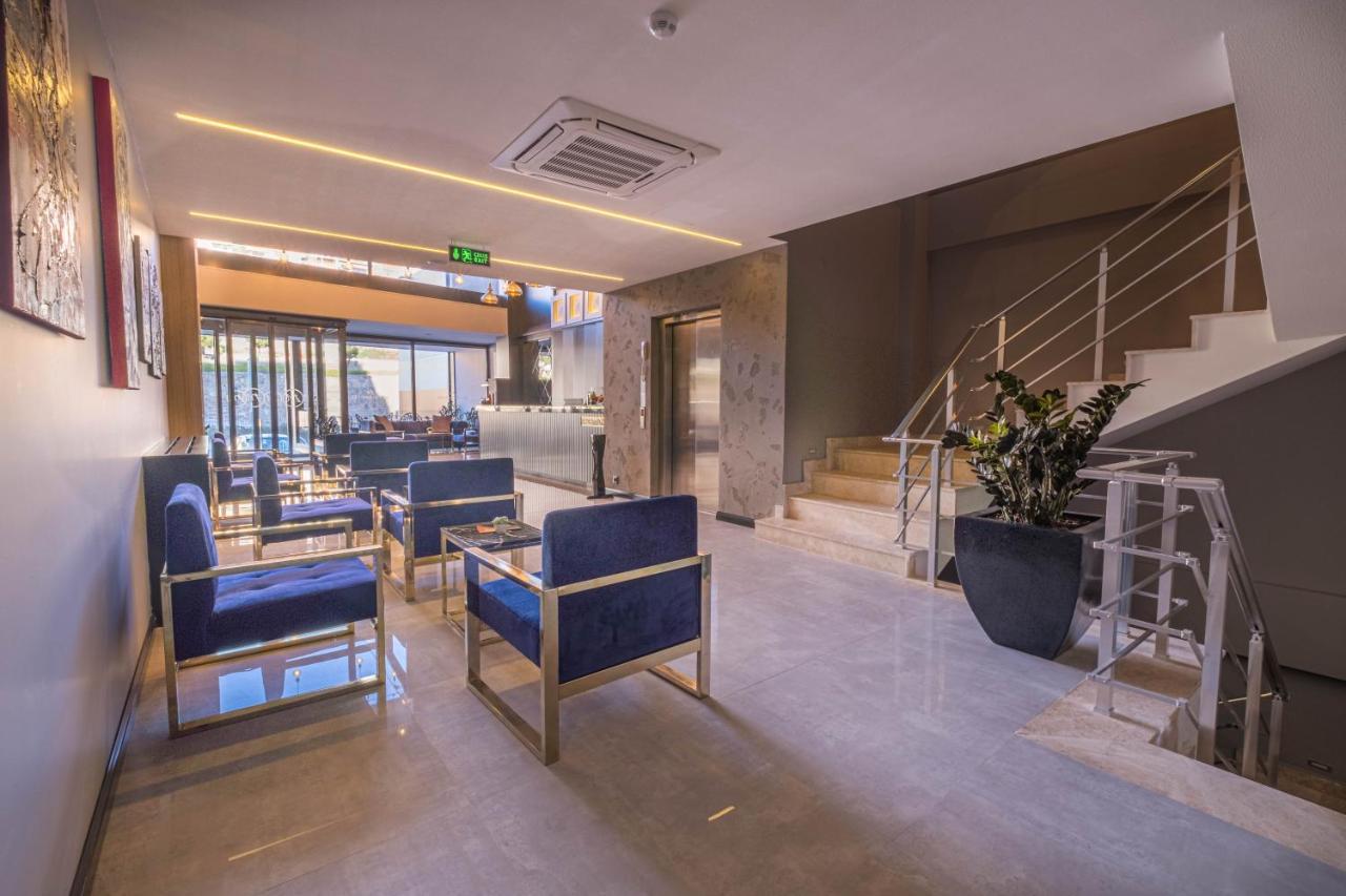 Methishotel Karsiyaka  Exterior foto